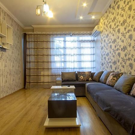 Home Apartments ティビリシ エクステリア 写真
