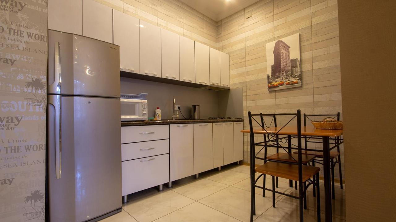 Home Apartments ティビリシ エクステリア 写真