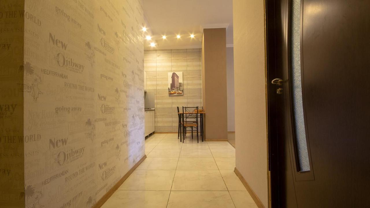 Home Apartments ティビリシ エクステリア 写真