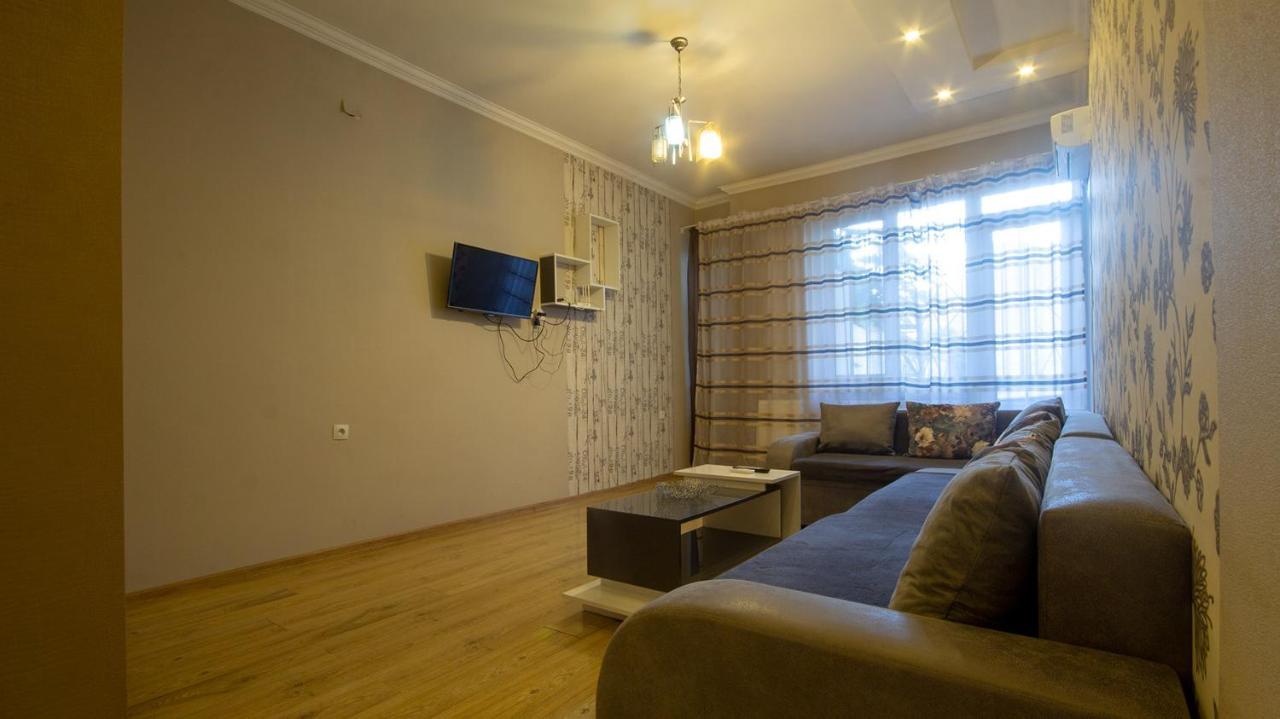 Home Apartments ティビリシ エクステリア 写真